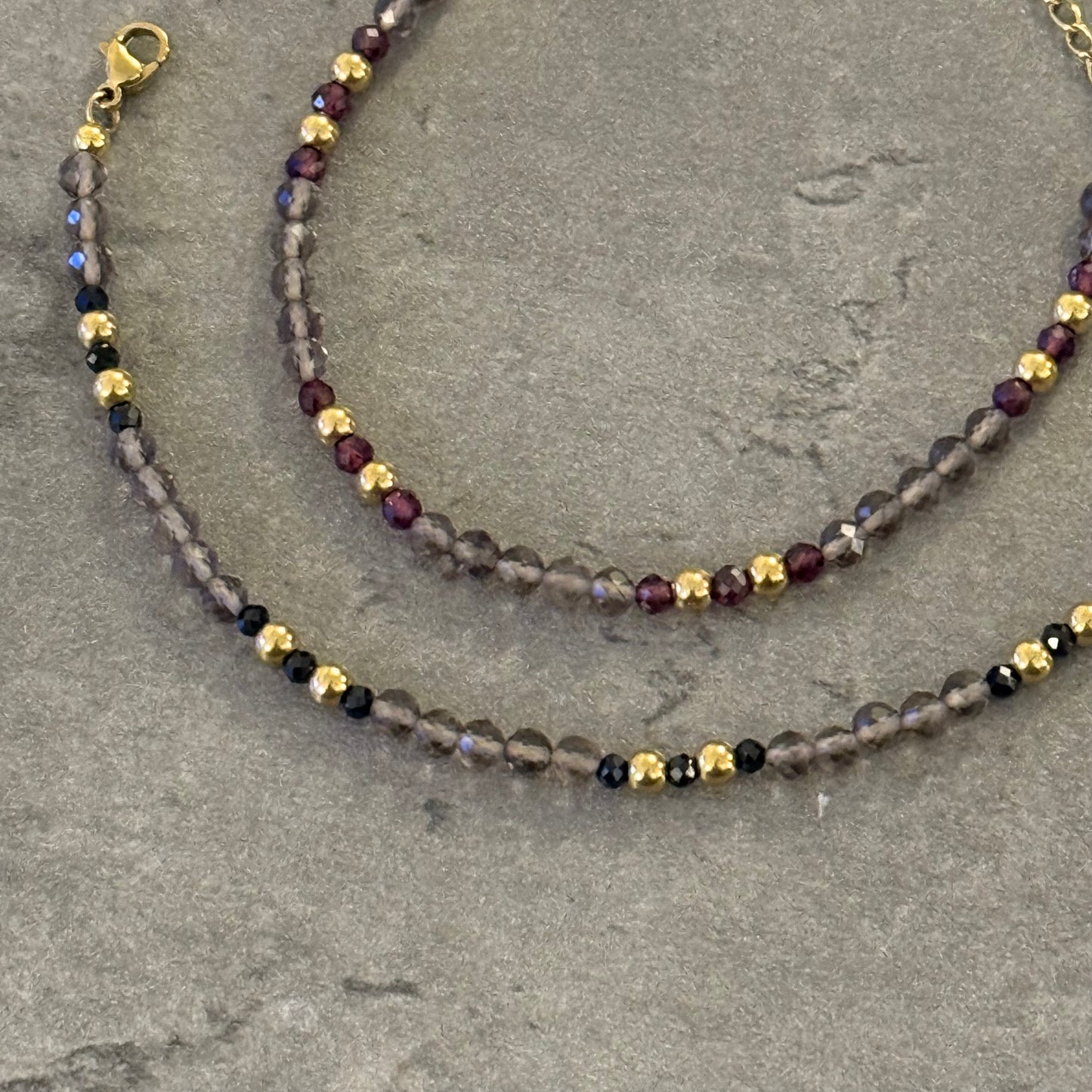 Bracelet Noma - Quartz fumé et Spinelle Noire ou Grenat Rouge